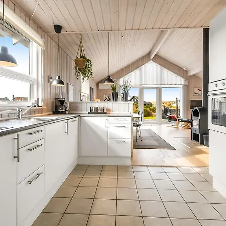 Spacious Quality With Dune View & Wifi Sj642 別荘 Harboør